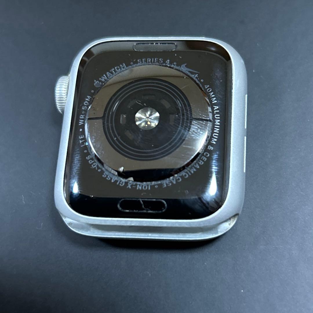Apple Watch Series4 NIKE 40mmシルバーアルミニウム