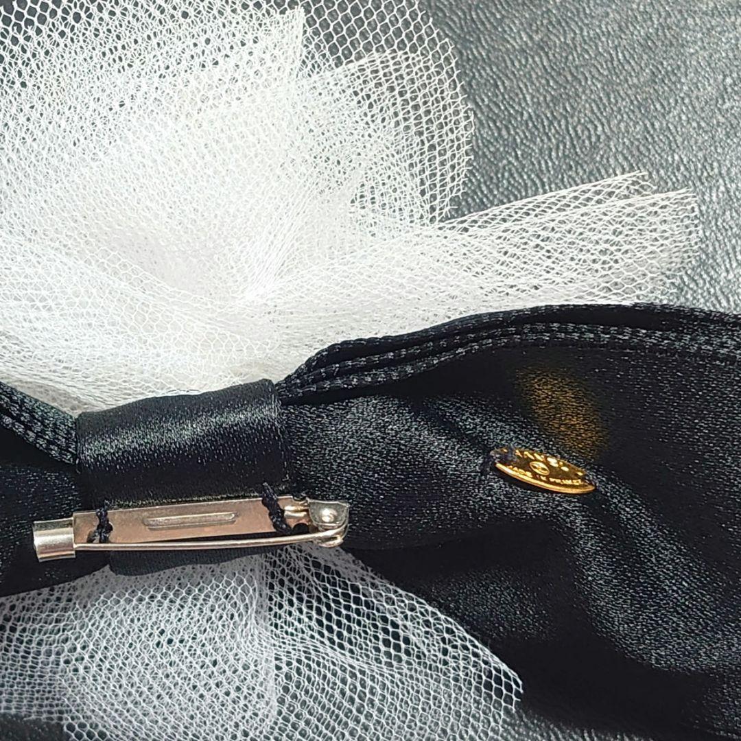 シャネル　コサージュ　リボン　ブローチ　白レース＆黒サテンリボン　メッシュ