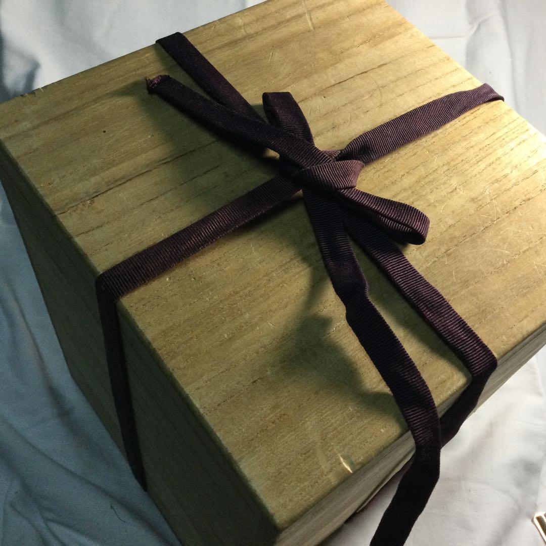 花壷、、陶器詳しく分かりません。