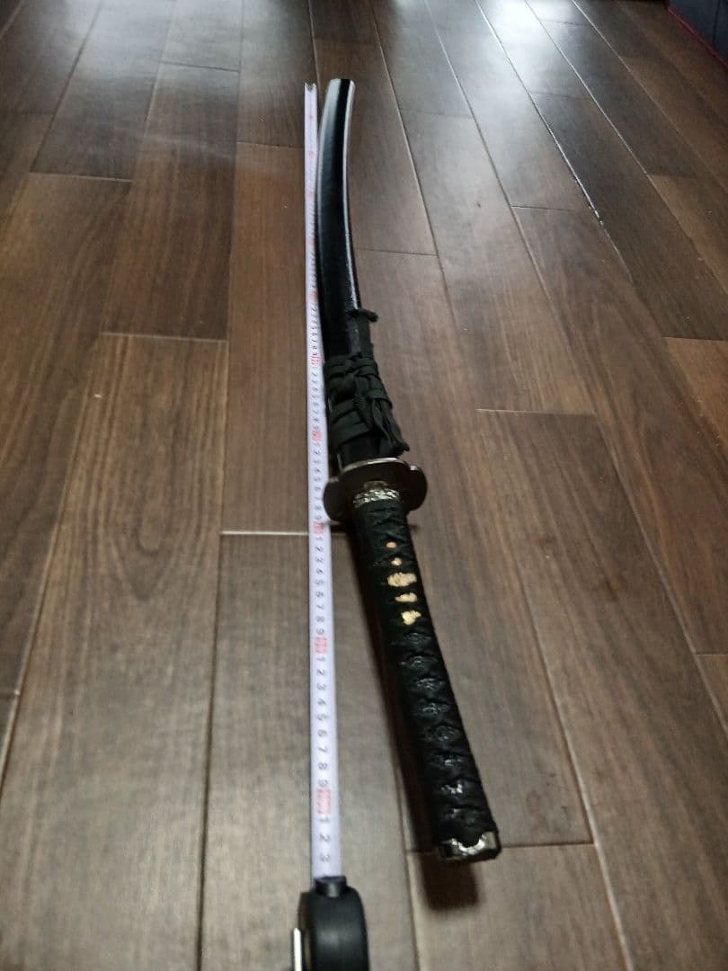 ◉菊花紋章刀袋付き・黒鋼製湾曲刀 (樋入り)　期間限定販売