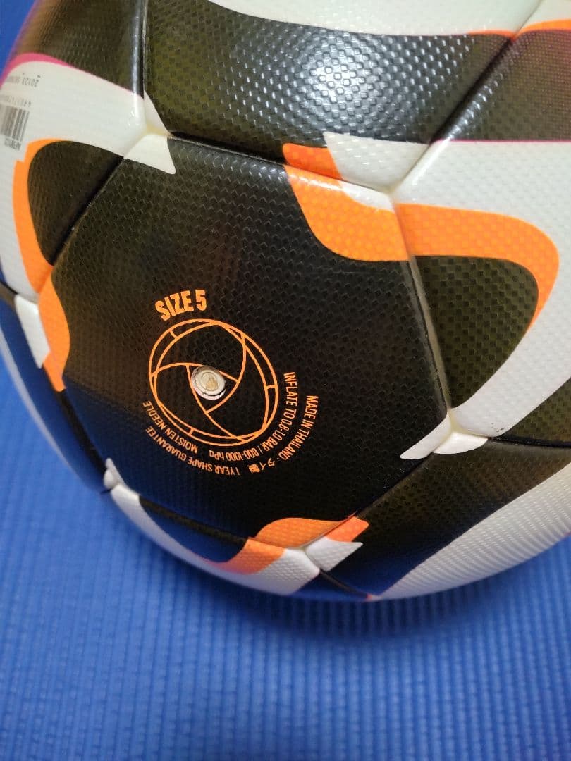 アディダス　サッカーボール5号球　JFA検定球