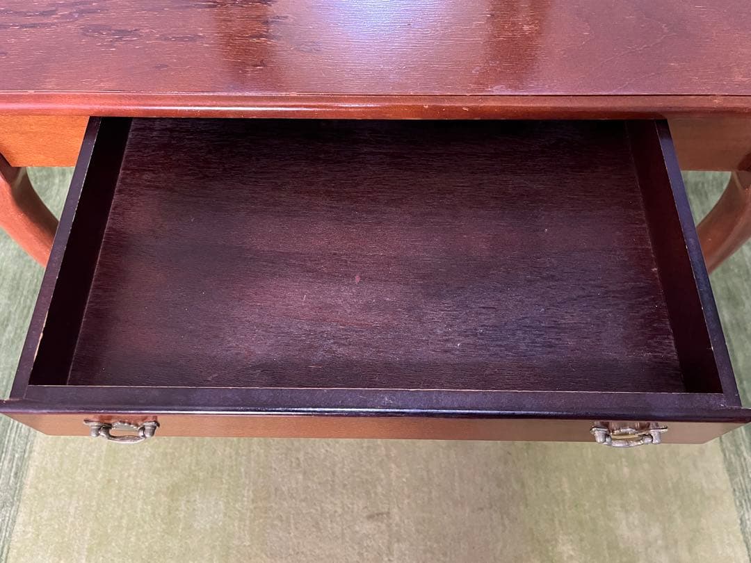 クラシックブラウンドレッサー・鏡付き