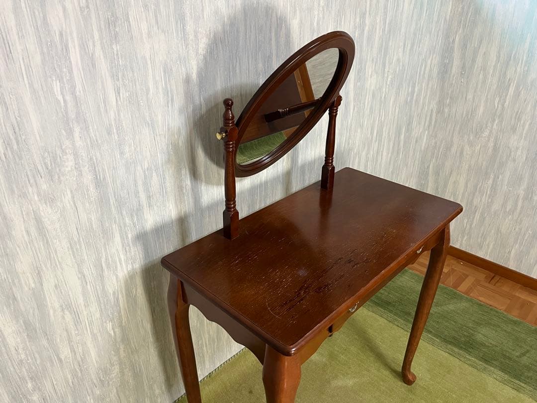 クラシックブラウンドレッサー・鏡付き