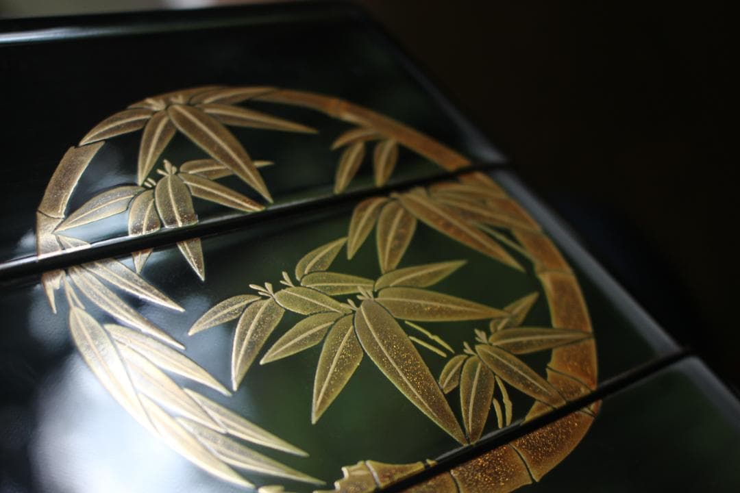 専用！上質黒漆に極上丸紋花蒔絵の映える手提四段重（検輪島塗重箱