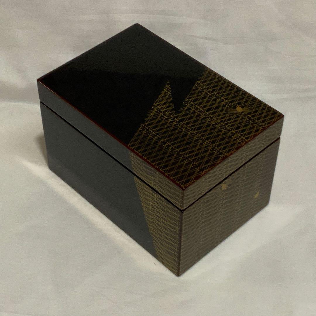 茶道具　漆塗り茶箱と茶器のセット　未使用