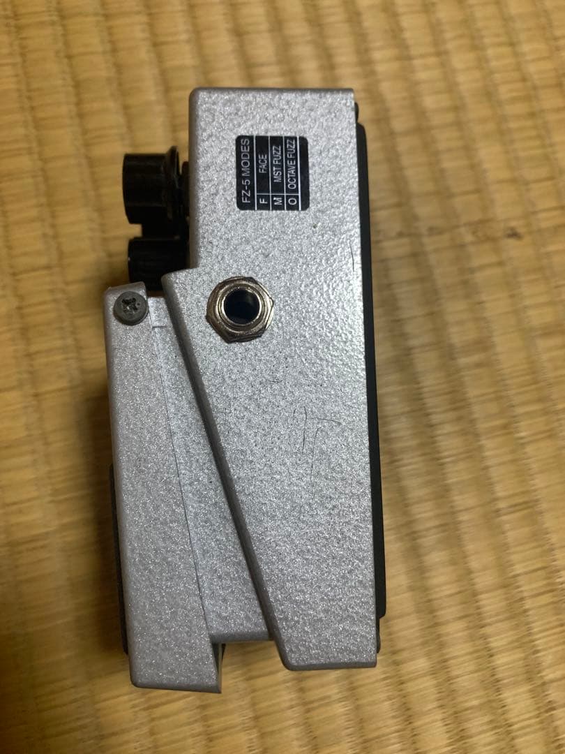 ギター BOSS FUZZ fz-5
