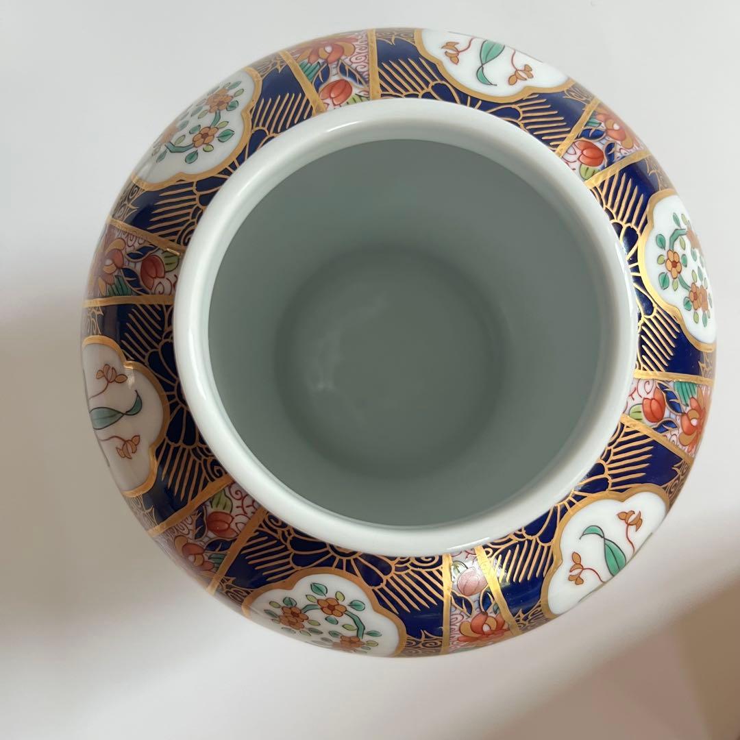 ☆美品【賞美堂】有田焼 染錦金彩　蓋付き 飾り壺　沈香壺　秀峰　賞美堂