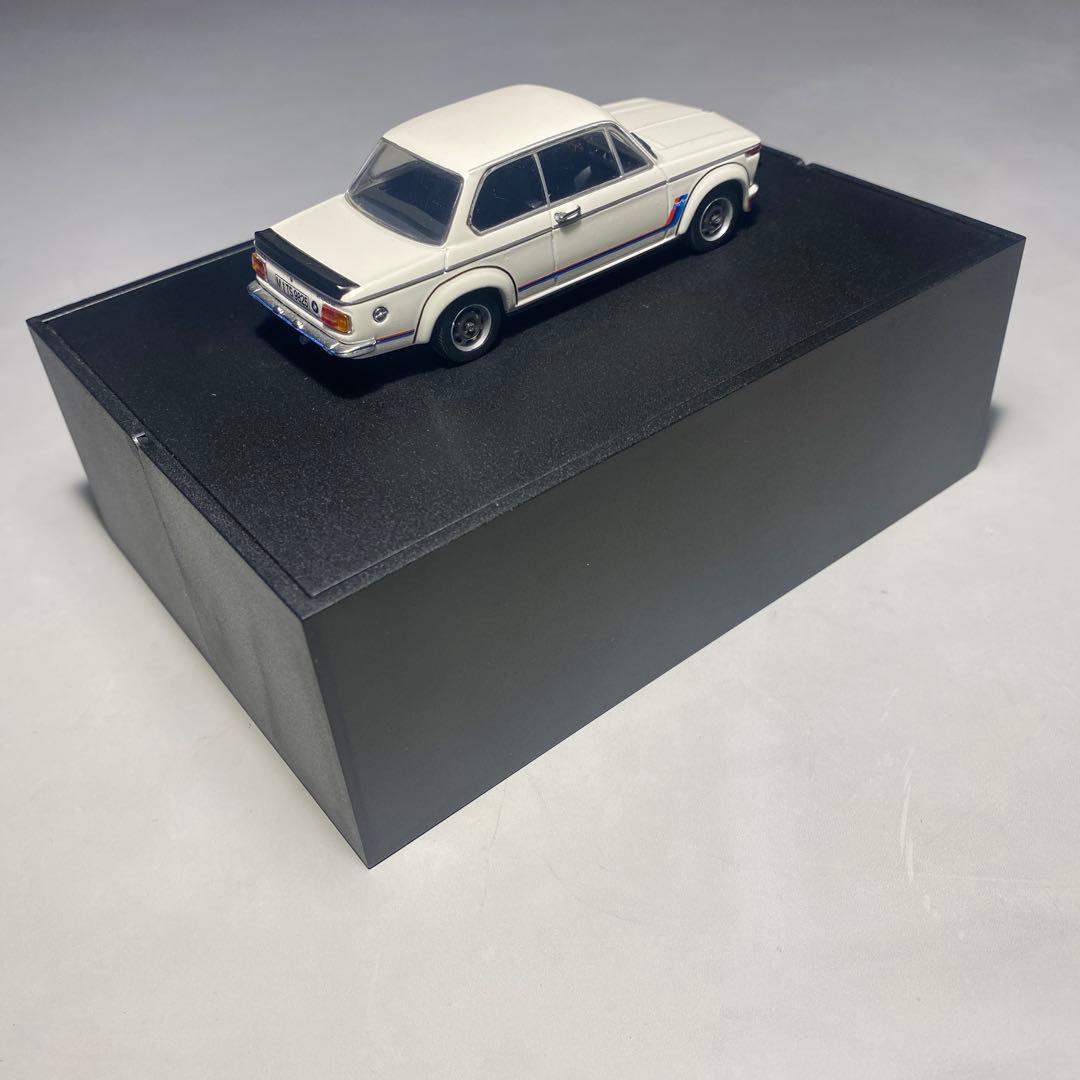 BMW 2002 turbo ミニカー BMWディーラー純正品　ホワイト