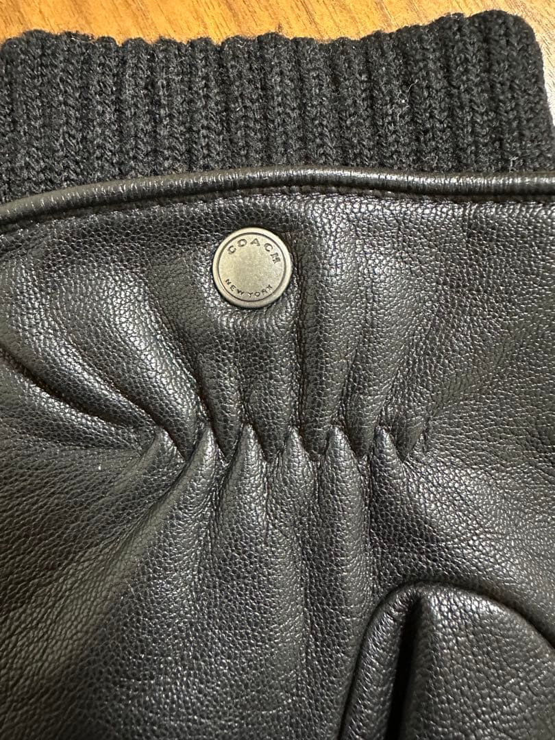 （未使用）COACH人気の黒レザー、ニットコラボ手袋Lサイズ男性