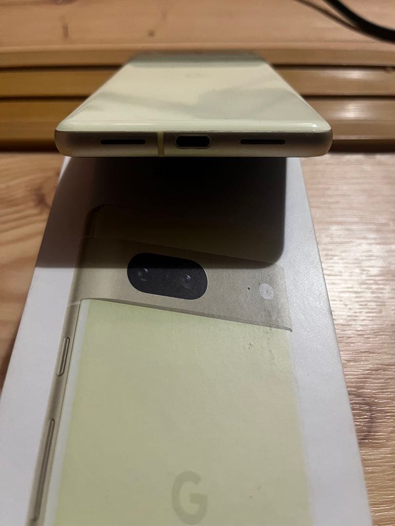 美品 Pixel7 レモングラス 128GB