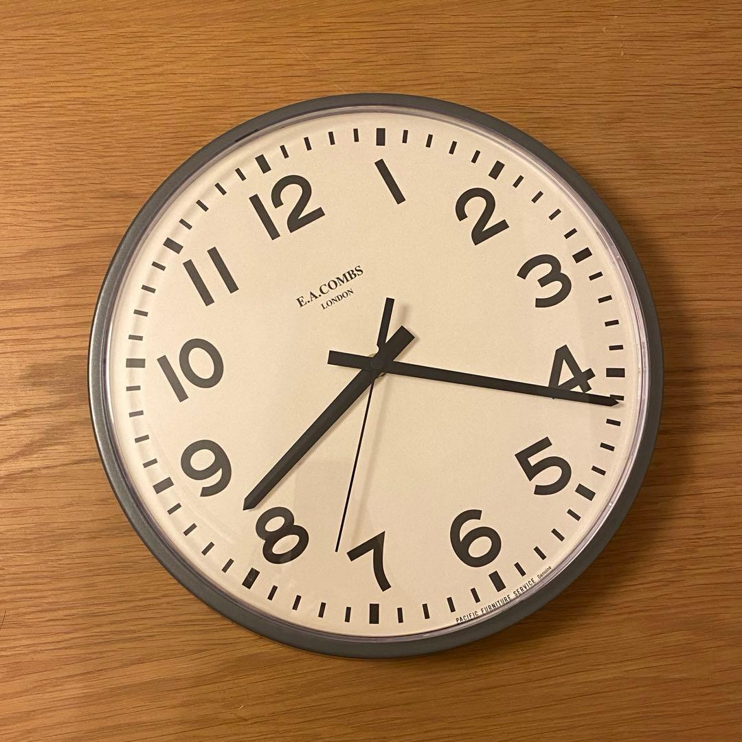 パシフィックファニチャーサービス 掛時計