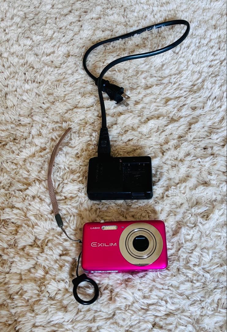 CASIO EXILIM ピンク デジタルカメラ