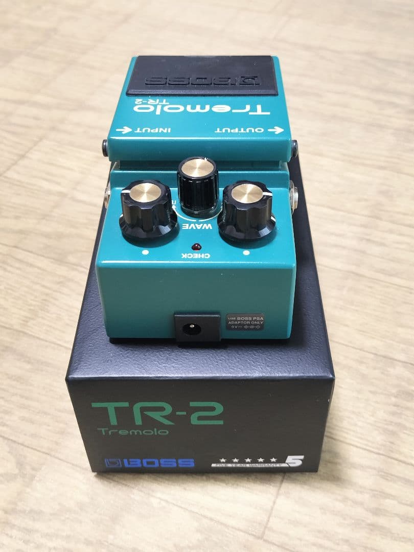 BOSS TR-2 Tremolo ボス トレモロ ギターエフェクター