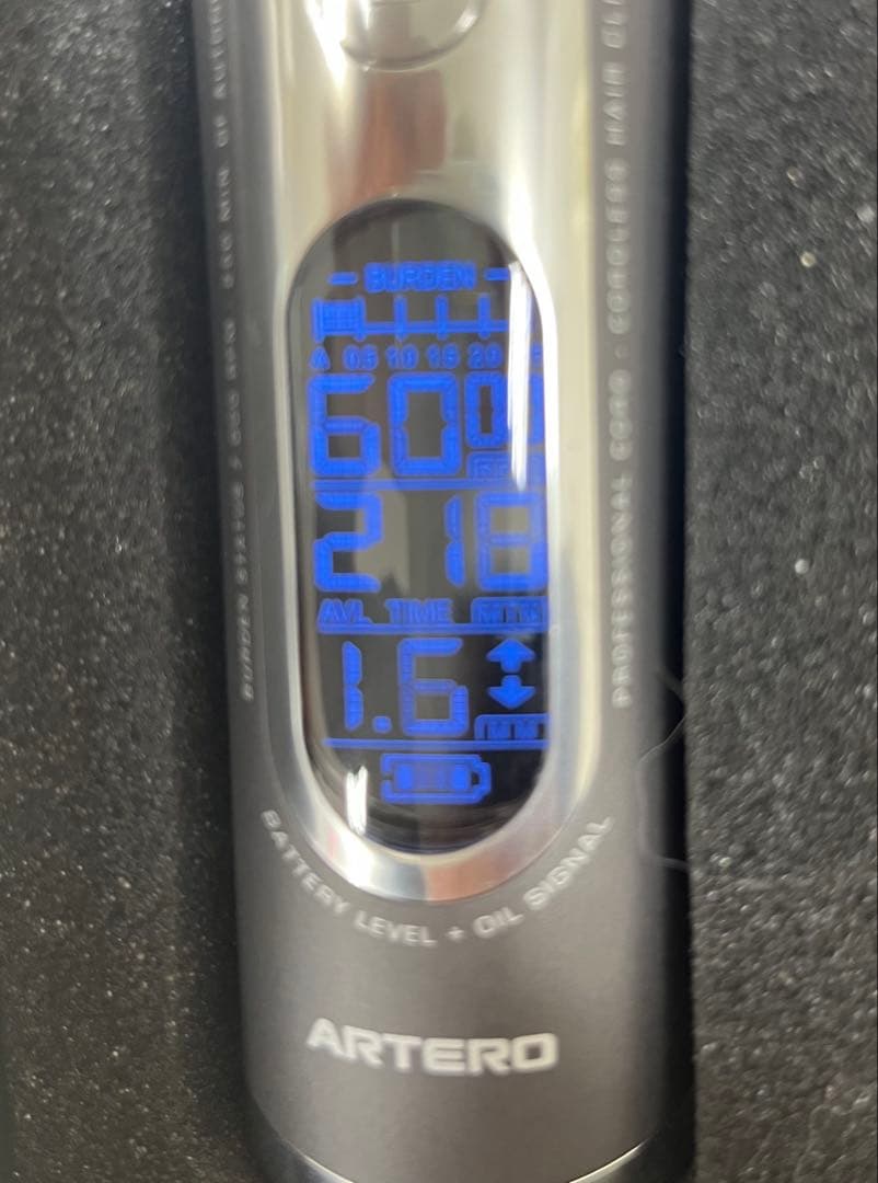 ★未使用★ARTERO アルテロ ★コードレスバリカン★替刃2種類付