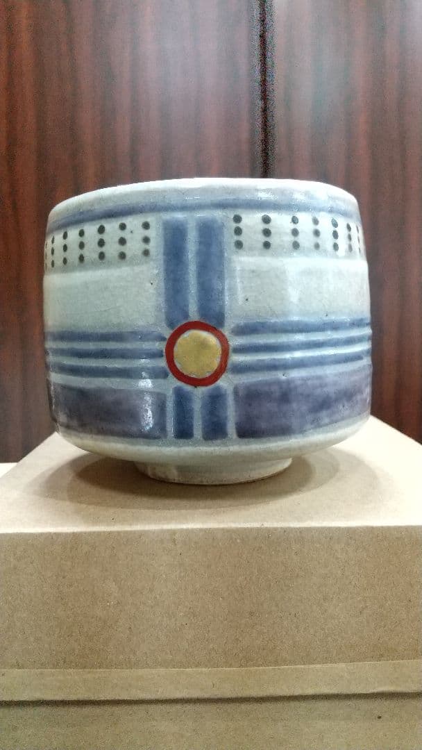 竹桂庵西山造 失透釉 釣鐘図 抹茶茶碗