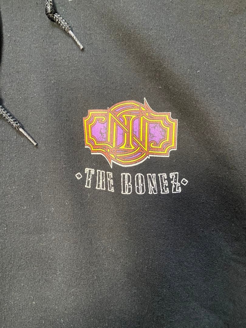 ミュージシャン The BONEZ Skull Cross Hoodie XXL