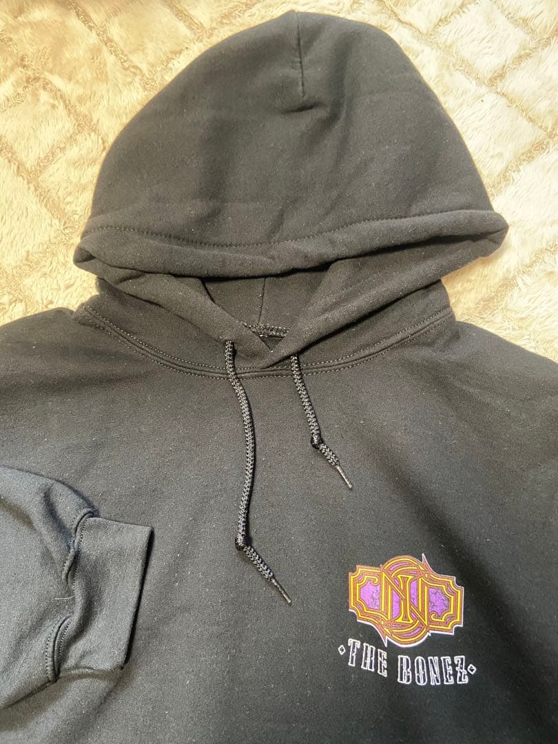 ミュージシャン The BONEZ Skull Cross Hoodie XXL