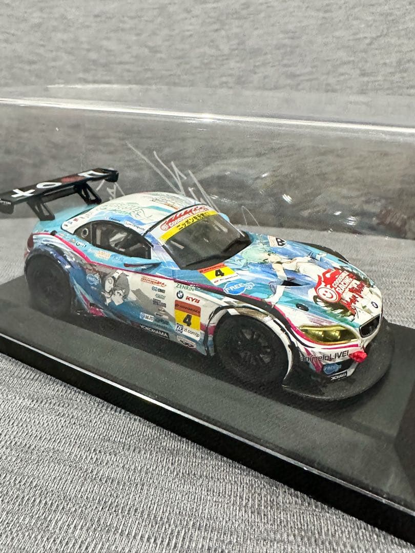 片山右京、谷口・片岡両選手直筆サイン　グッドスマイル 初音ミク Z4 2014