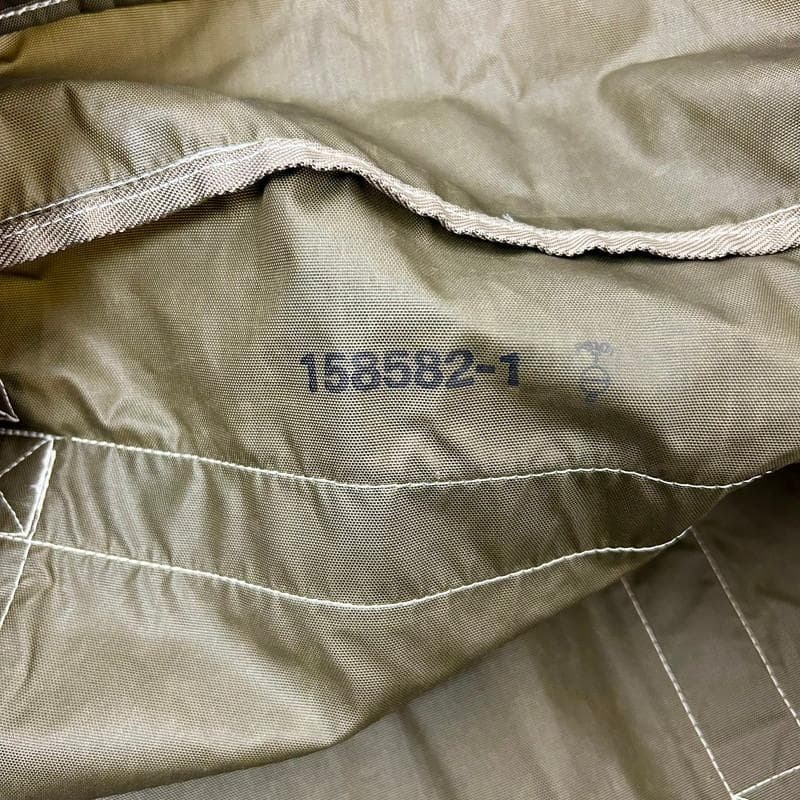 h*o様 【希少】【新品】仏軍 AERAZUR パラシュートバッグ 65L 金属