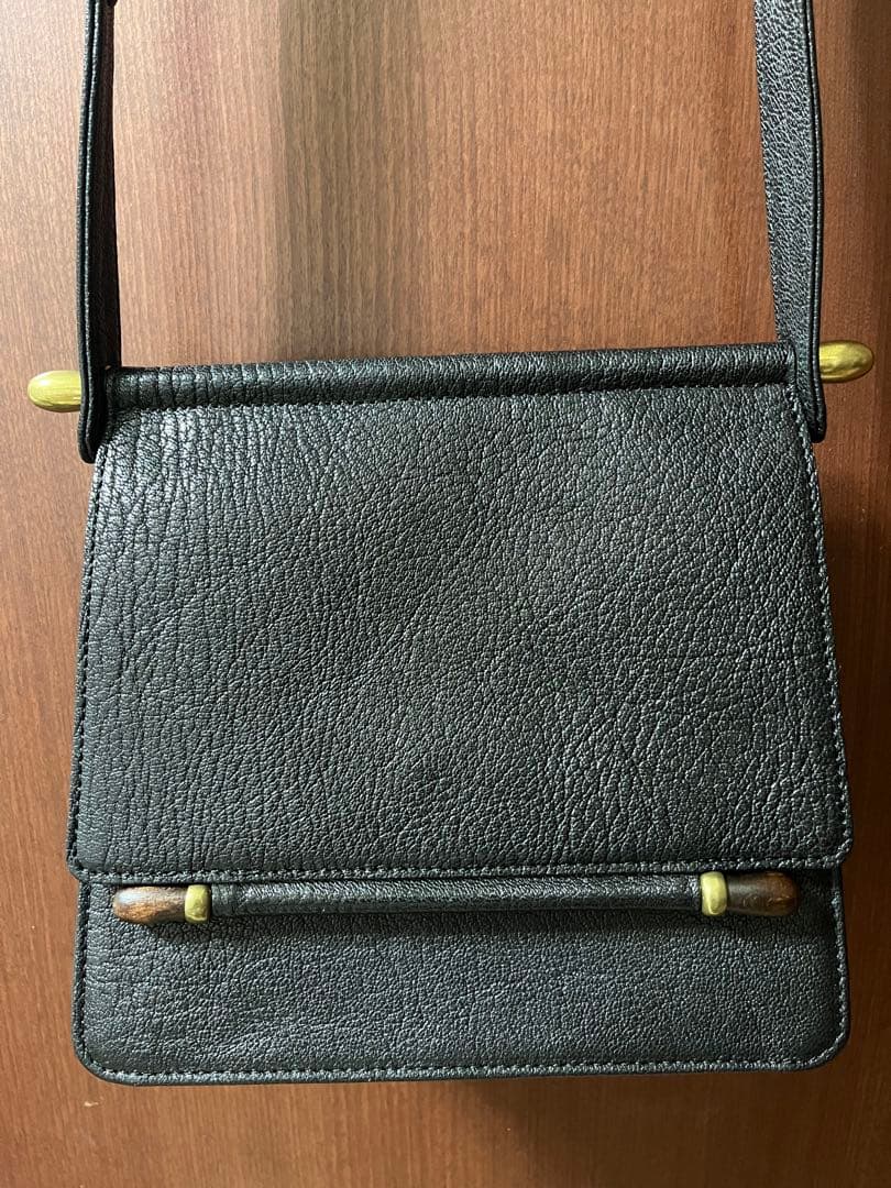 【希少】美品✨トフアンドロードストーン　ショルダーバッグ　ブラックレザー