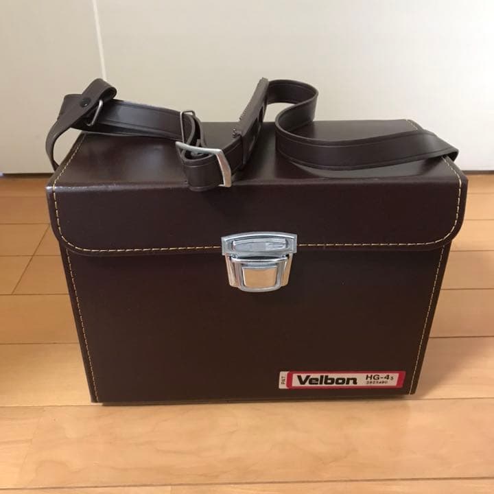 一眼レフカメラ・レンズ・フラッシュライト