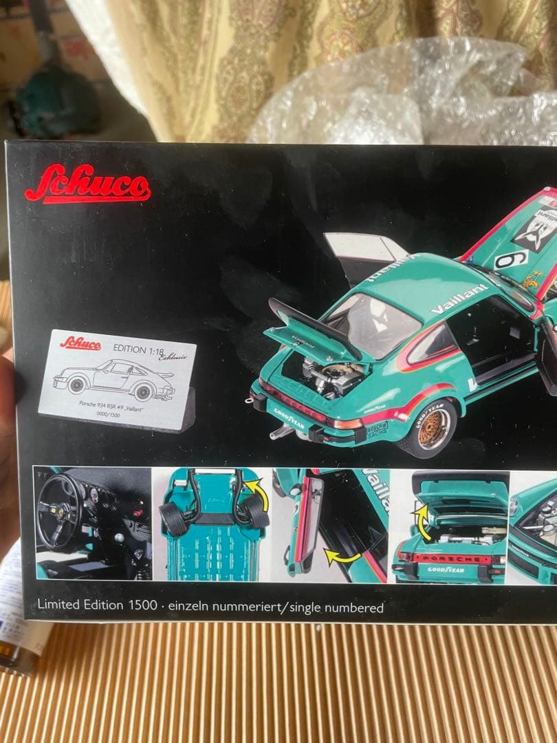 自動車 Schuco 1/18 Porsche 934 RSR #9 Vaillant