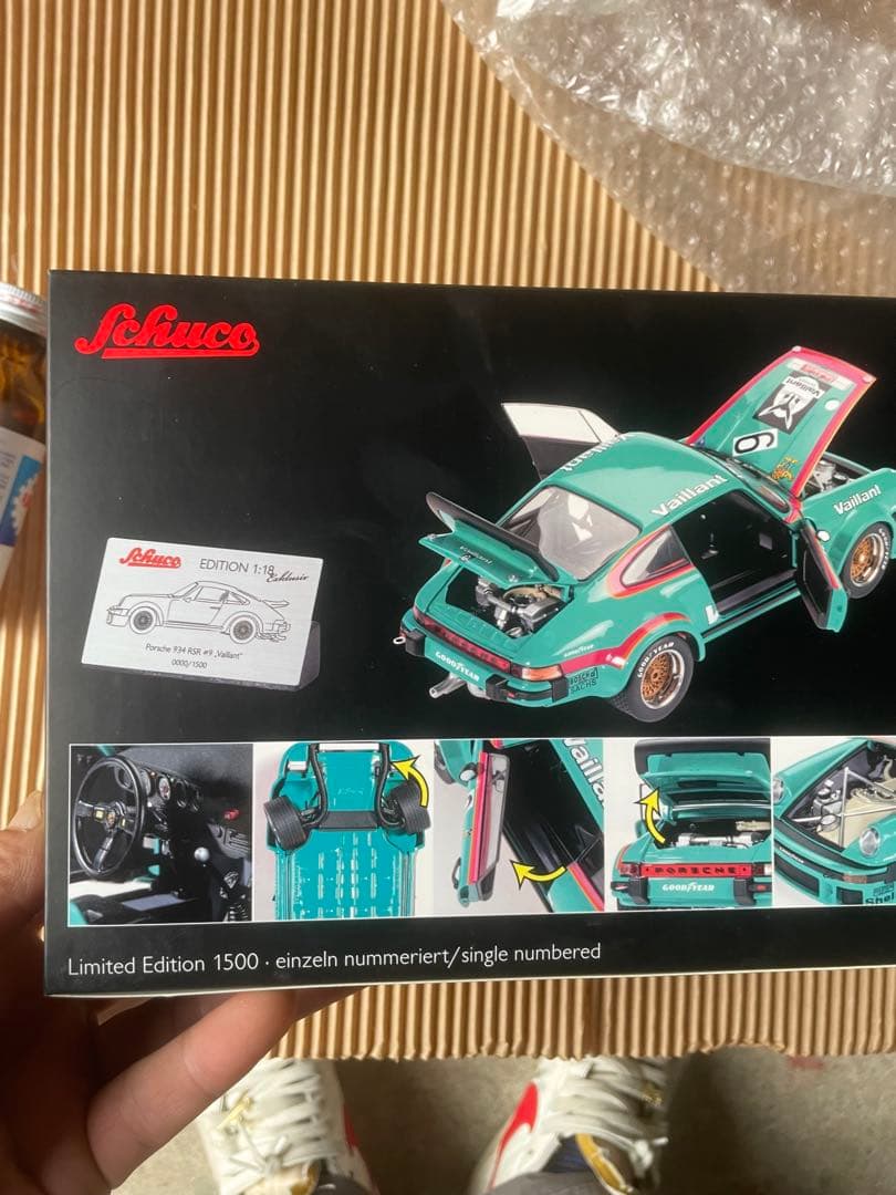 自動車 Schuco 1/18 Porsche 934 RSR #9 Vaillant
