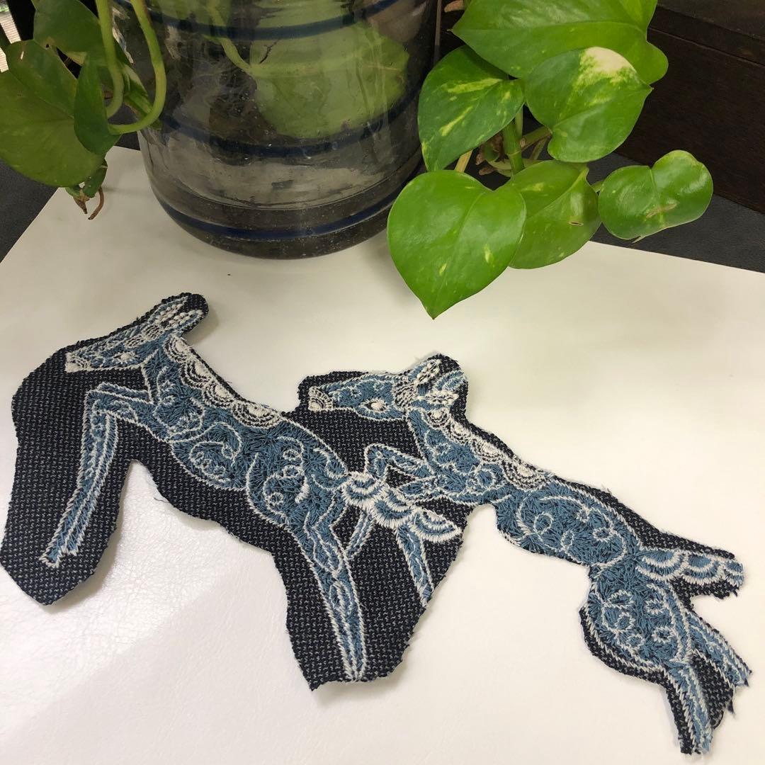 ⚠️chii 総刺繍柄希少ハギレ/ミナペルホネン