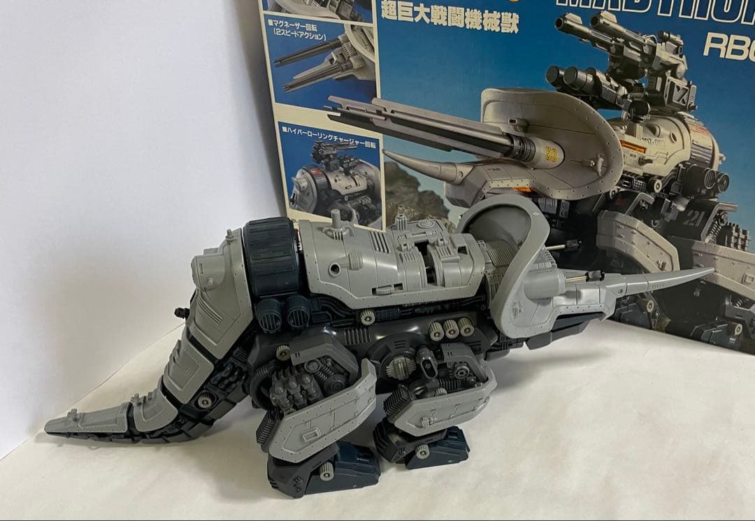 メカ生体ゾイド マッドサンダー(トリケラトプス型)旧ゾイド 【完成品破損あり】