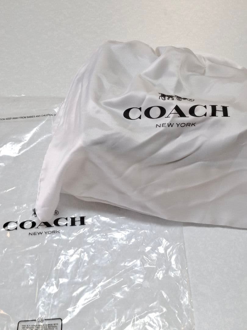 【COACH × Disney】ミニーマウス ミニリュック ホワイト レザー