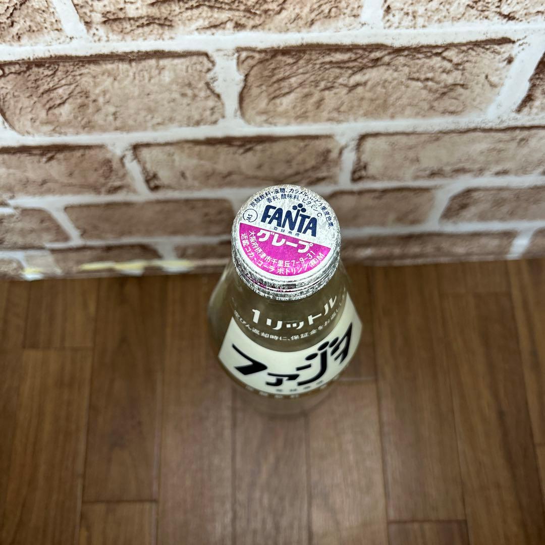 【昭和レトロ】1リットル　空瓶・キリンコンテナケース　ファンタ キリンレモン