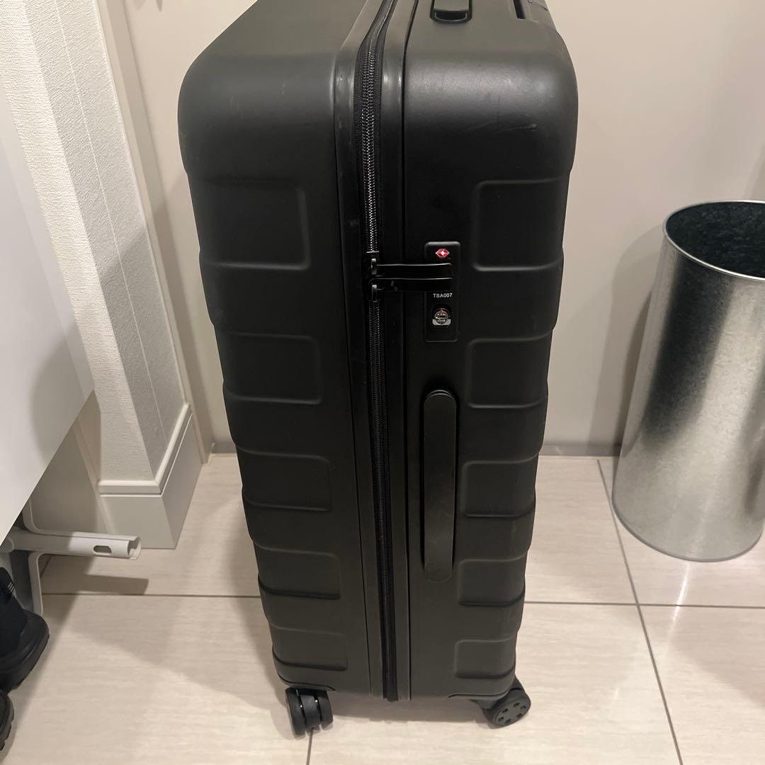 無印良品　キャリーケース　75L 黒