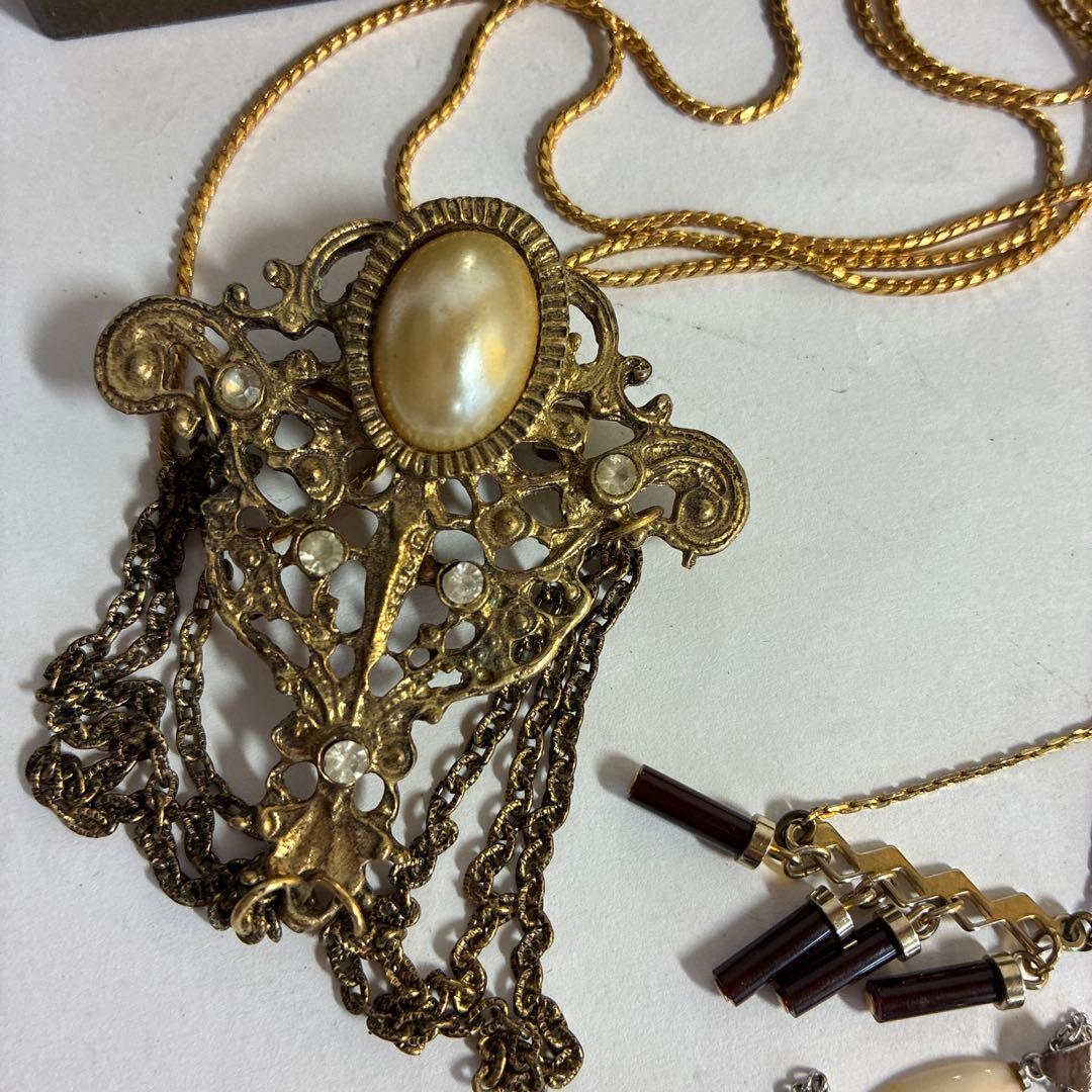 アンティーク　ジュエリー　カメオ　BA800 七宝焼　翡翠　イヤリング　ブローチ