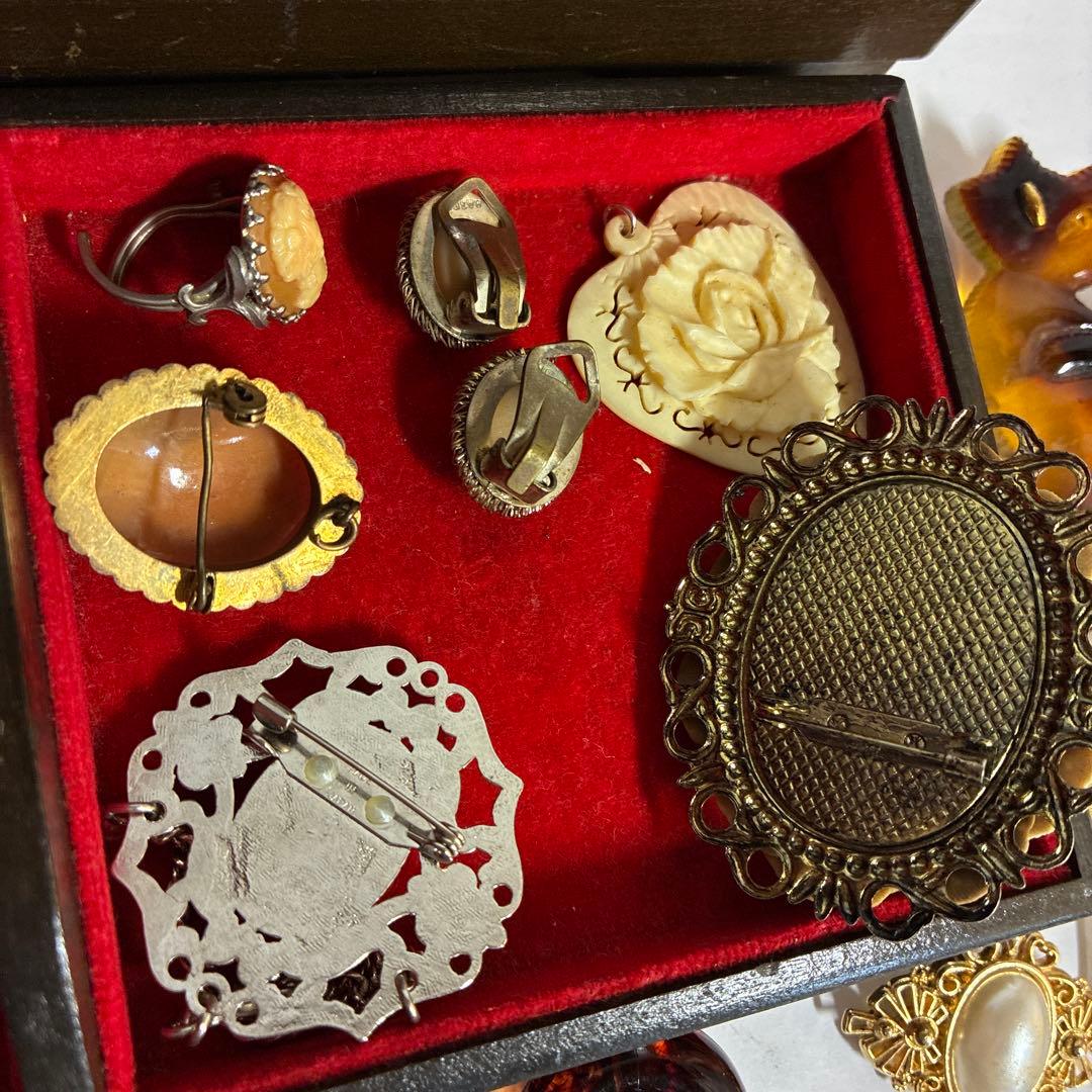 アンティーク　ジュエリー　カメオ　BA800 七宝焼　翡翠　イヤリング　ブローチ