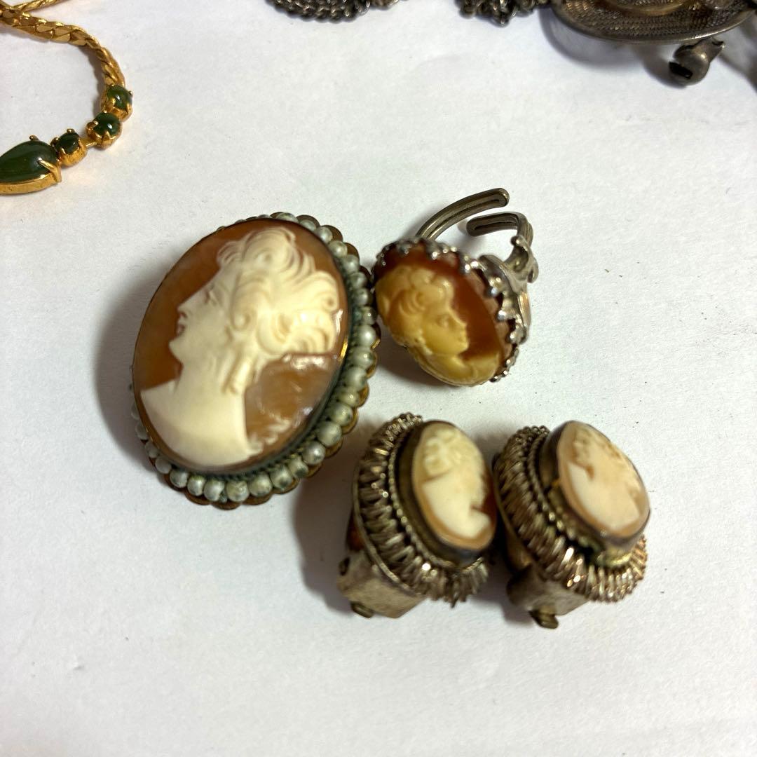 アンティーク　ジュエリー　カメオ　BA800 七宝焼　翡翠　イヤリング　ブローチ