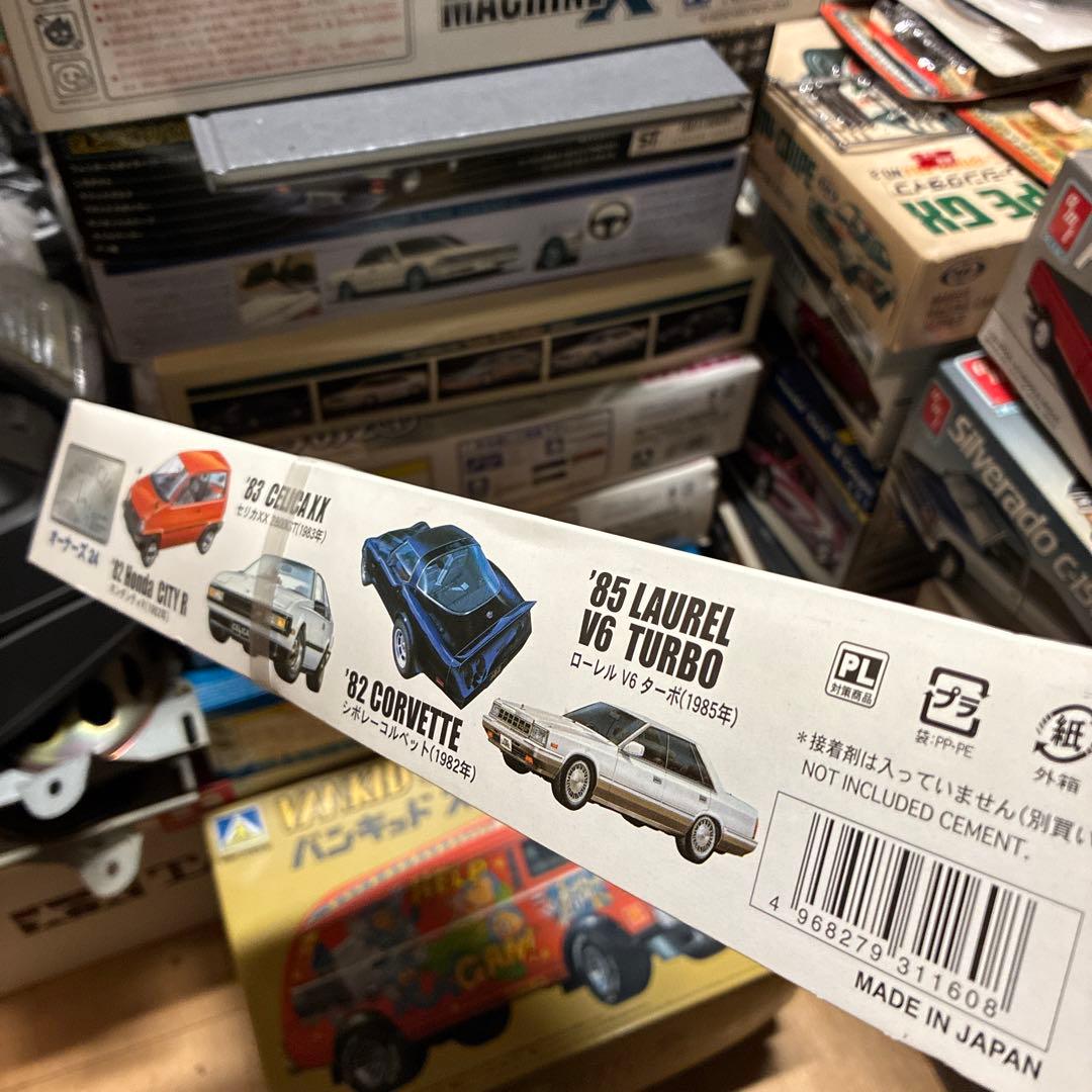 '有井85 LAUREL V6 TURBO 1/24 プラモデル絶版