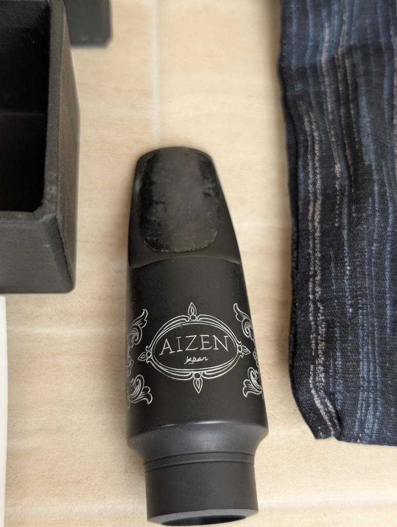 AIZEN　JAPAN　アイゼン　5　サックス　マウスピース　ブラック　黒