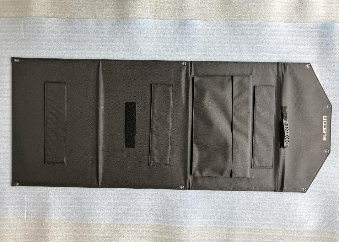 ELECOM エレコム　ソーラパネル充電器　MPA-S02BK