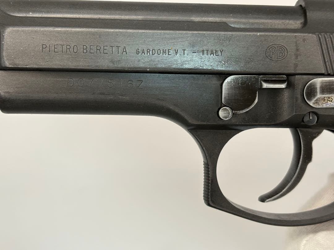 WA Beretta M92FS バトルダメージ　ベレッタ　スタンド付き