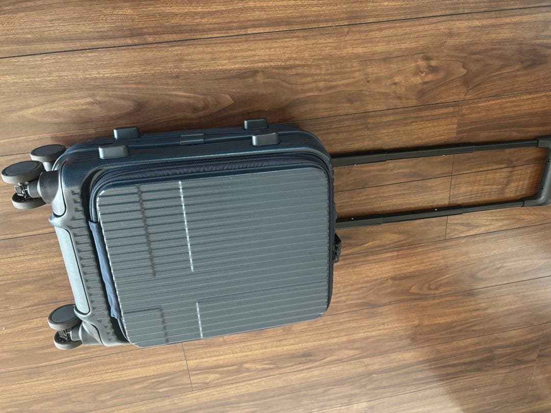 イノベーターINV50 38L小型キャリーケース　スーツケース