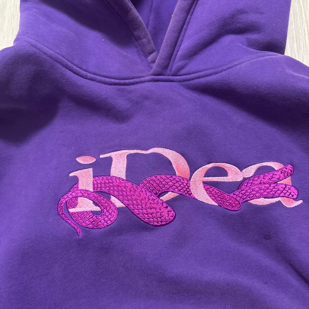 iDea 蛇刺繍 パーカー 紫