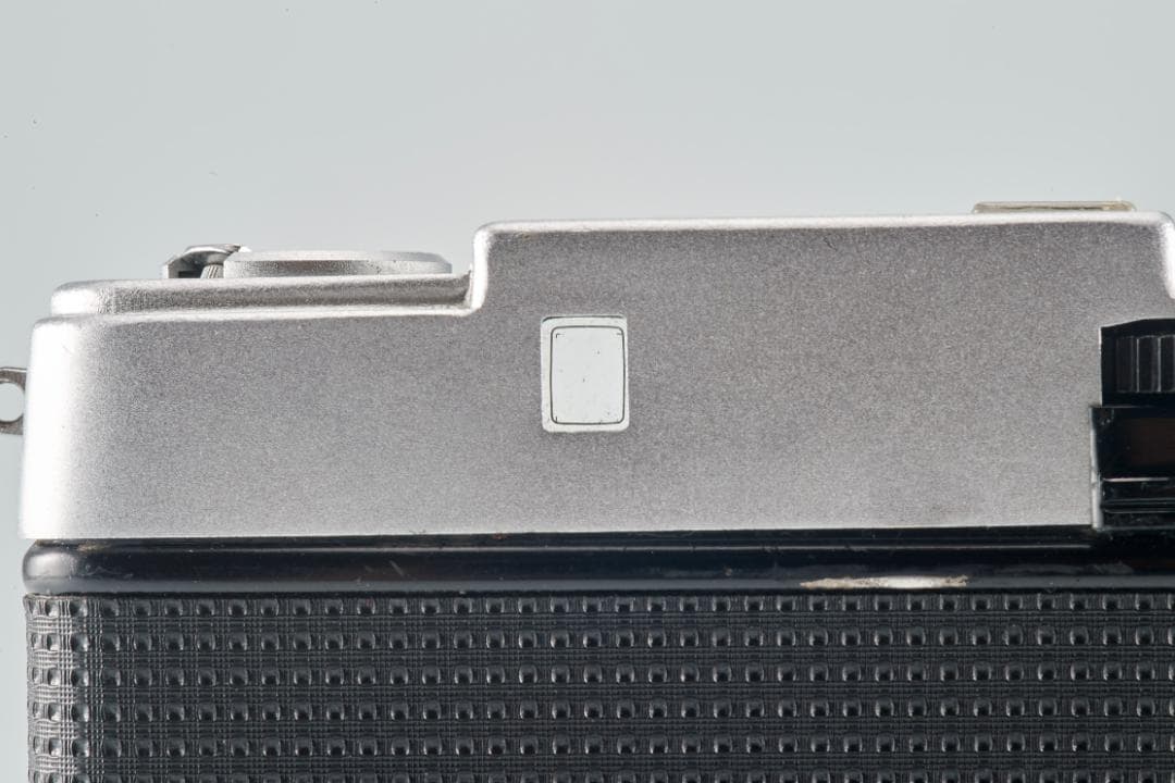 フィルムカメラ Olympus PEN-D / F-zuiko F1.9 32mm #88