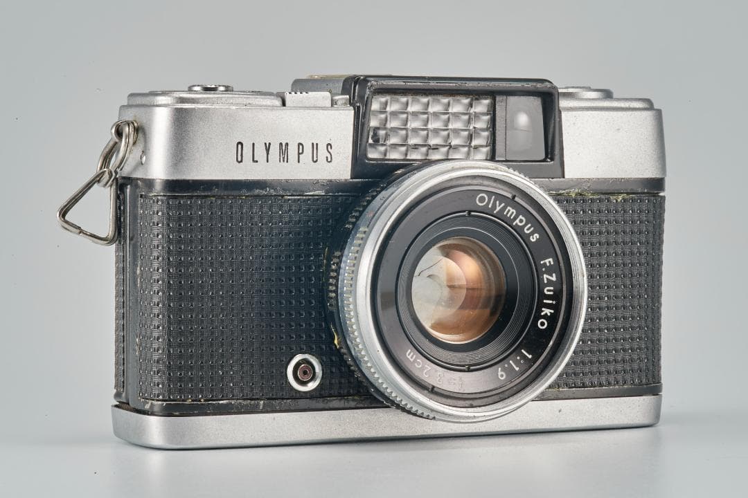 フィルムカメラ Olympus PEN-D / F-zuiko F1.9 32mm #88