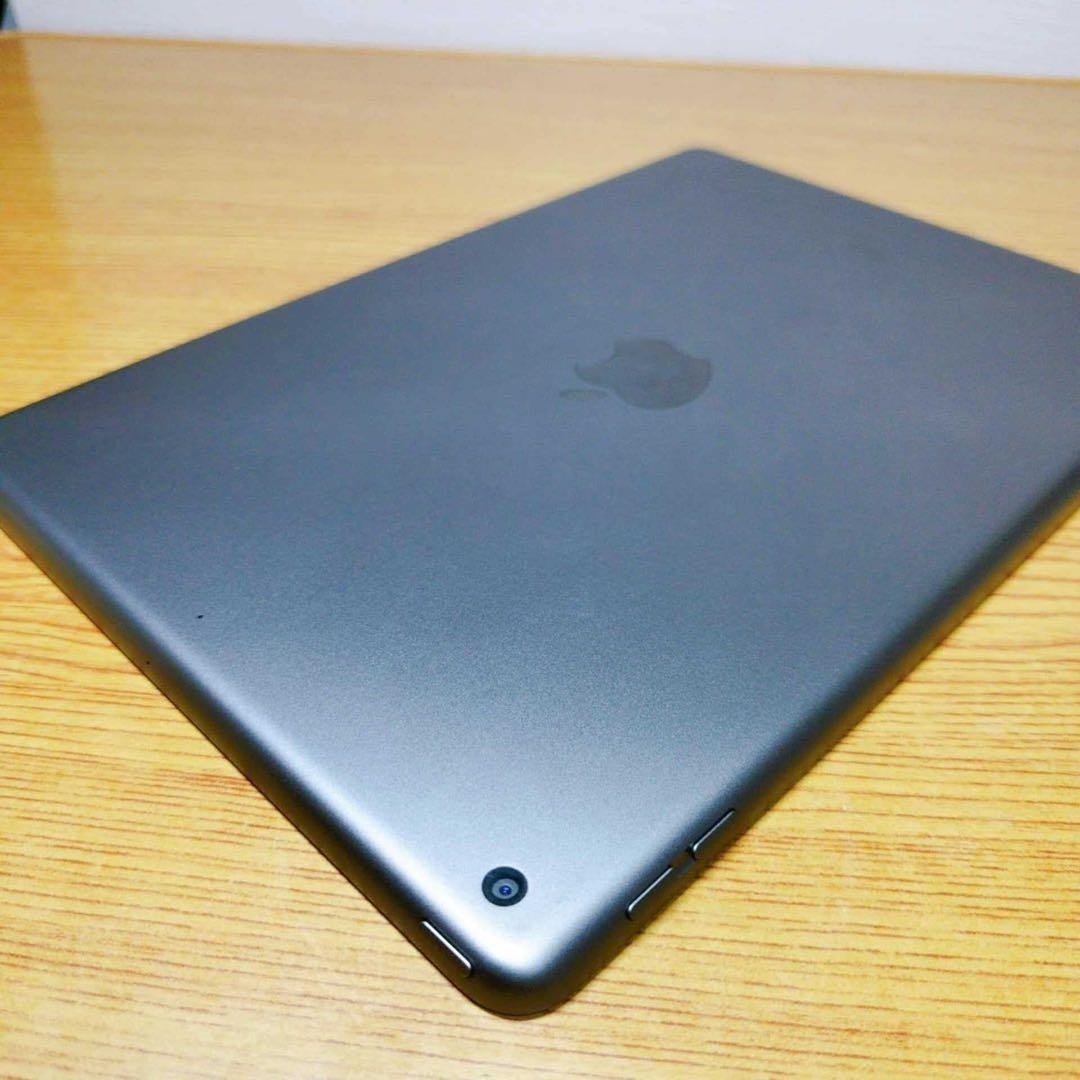 美品iPad第8世代 32GB BT97%