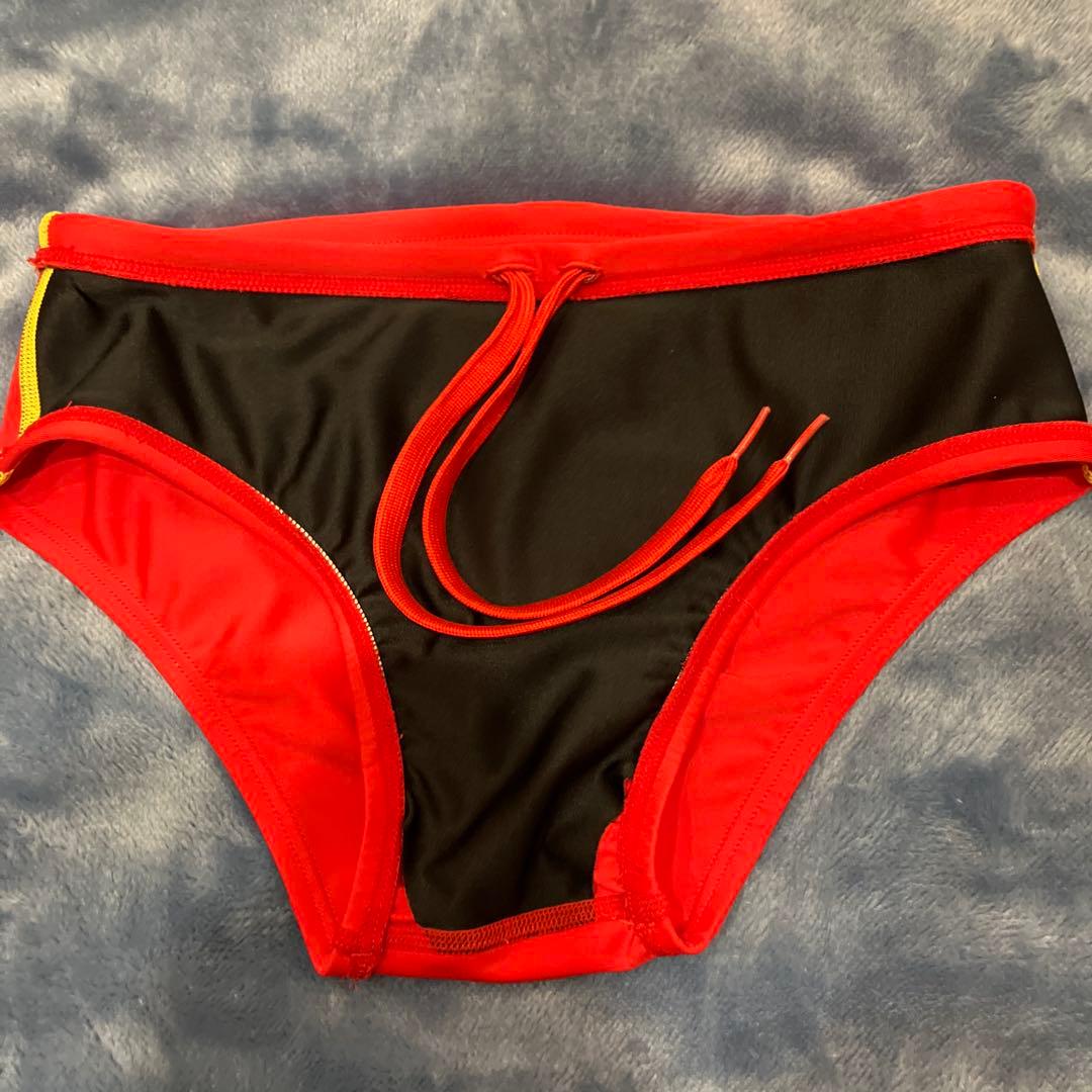 ライフセーバー水着