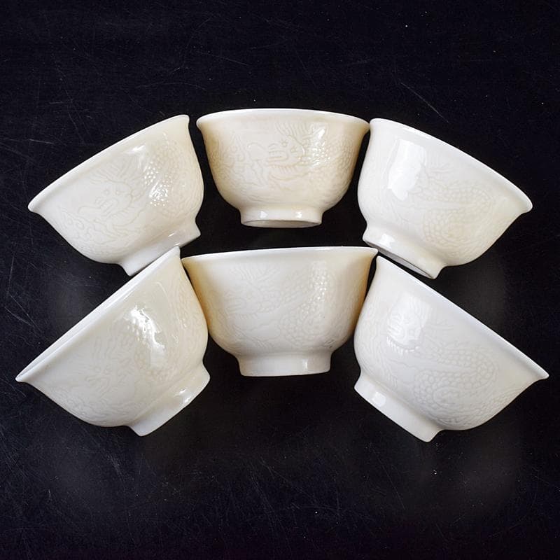 中国　徳化窯白磁　印刻　双龍文　煎茶碗　六客　V　8129E