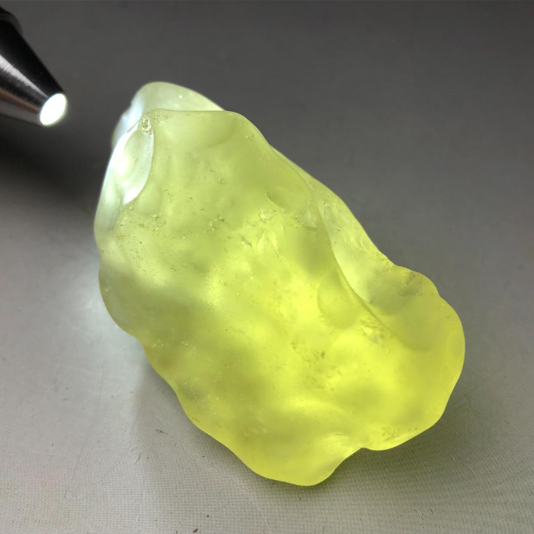 リビアンデザートグラス・リビアングラス 隕石　重さ72g