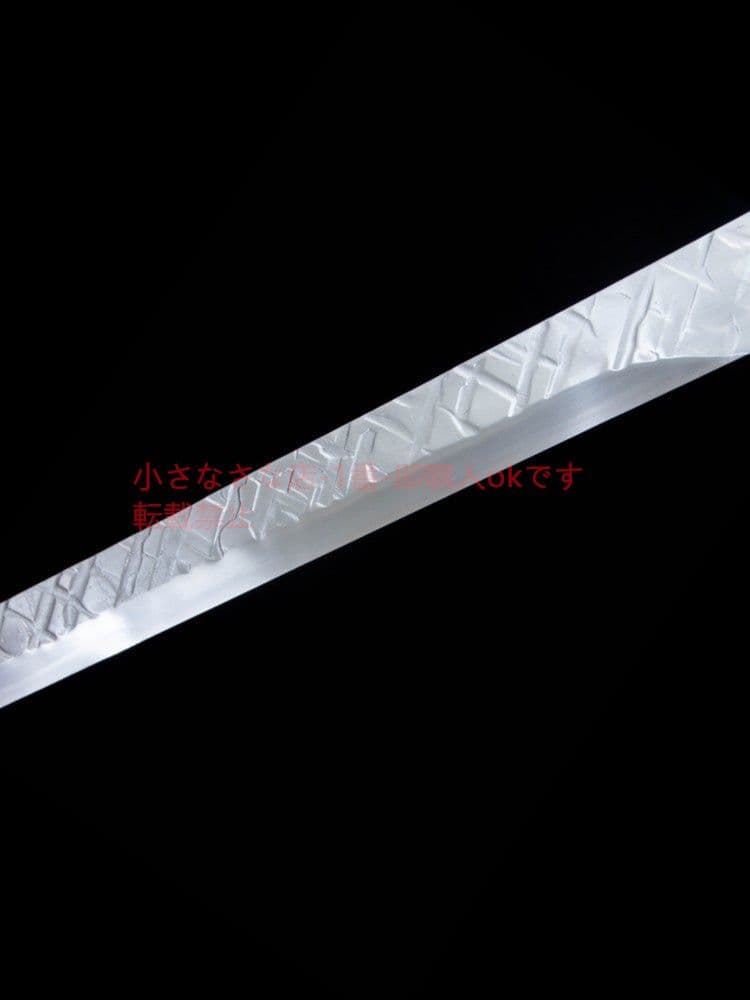 破岩の中の金唐横刀  武具 刀装具 日本刀 唐剣  模造刀·模擬刀  居合刀