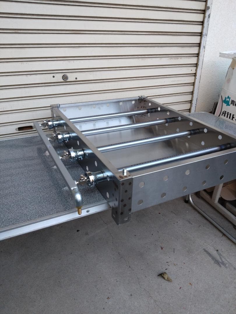 ７５cm幅　鉄板焼き　業務用　３辺フチ付　グリラー　キャンプＢＢＱ　プロパンガス