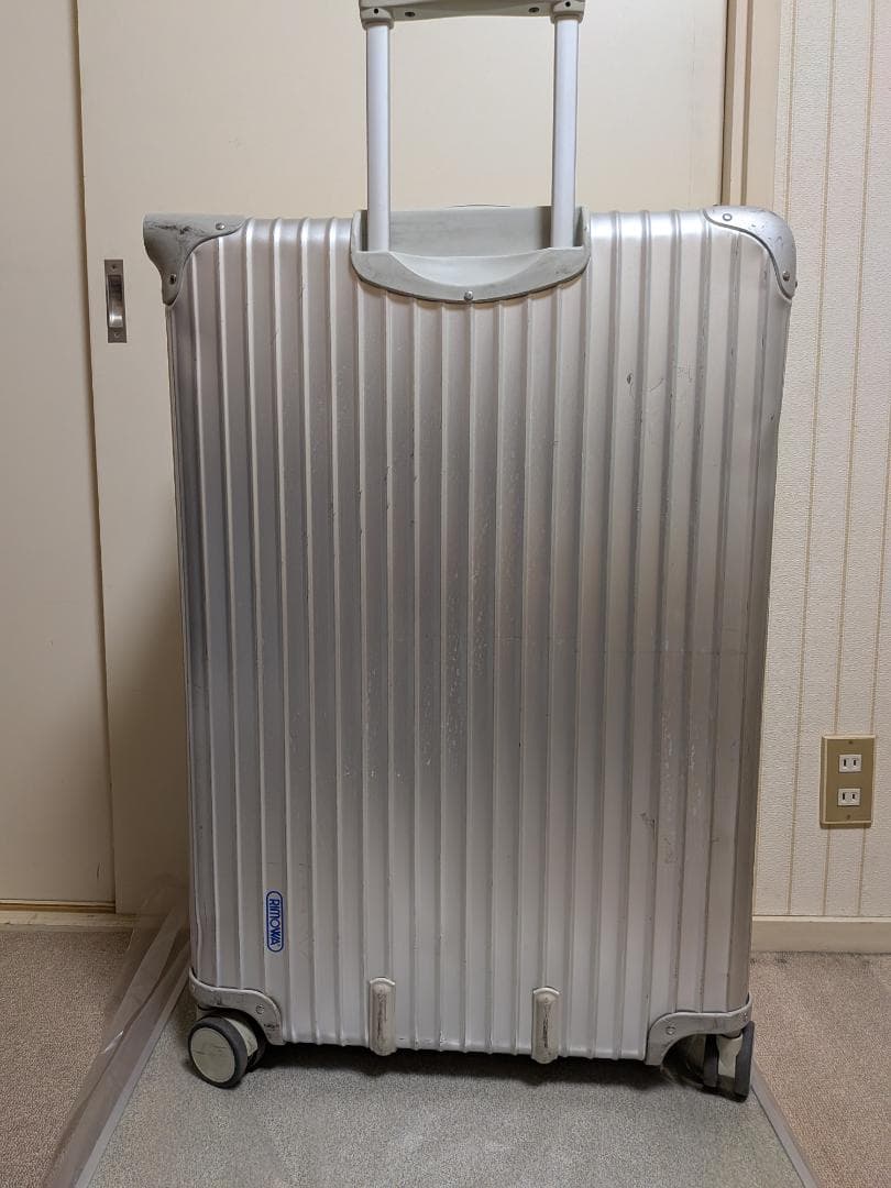 RIMOWA リモワ　ドイツ製　アルミニウム製大型スーツケース　キャリーケース